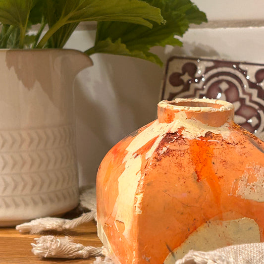 Distressed Vase - Vulcano - Dominique