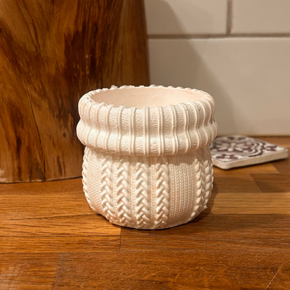 Knitted vessel - Hygge - Dominique