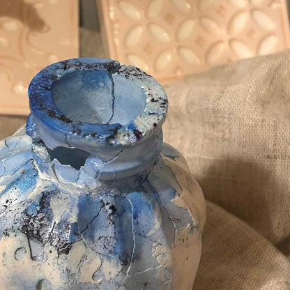 Distressed Vase - Azure - Dominique