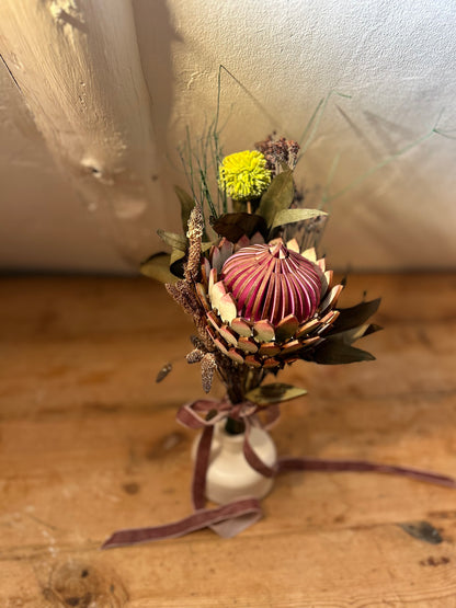 Blooming Artichoke - Wooden & Dried Arrangement - Dominique